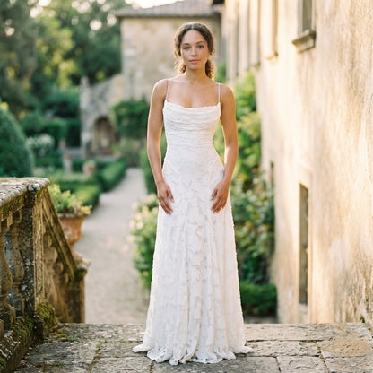 Sophie - Elegant Lace Maxi Evening Gown for Formal Events